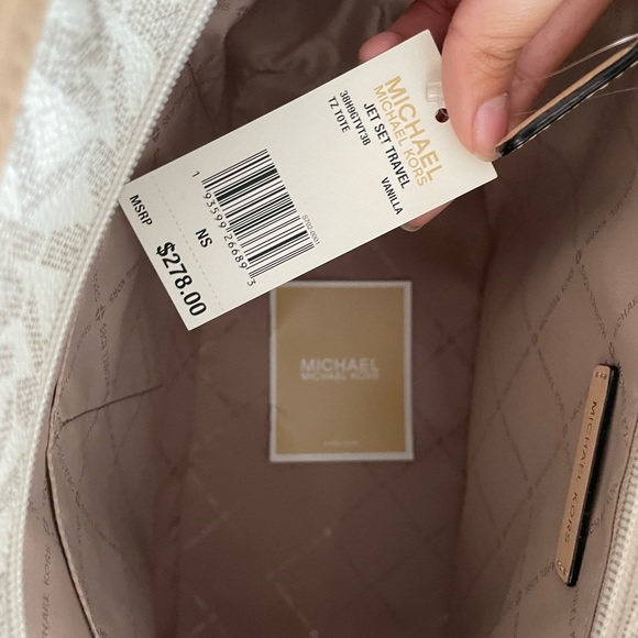 Michael kors jet set travel bag, originally $278 - Picture 2 of 5